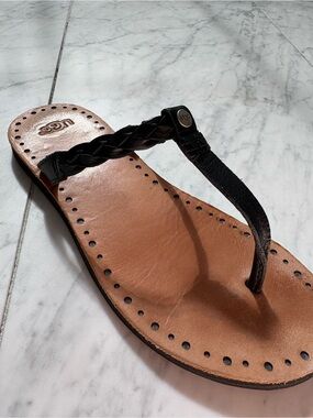 UGG Women's Black Braided Leather Thong Sandal with Tan Footbed